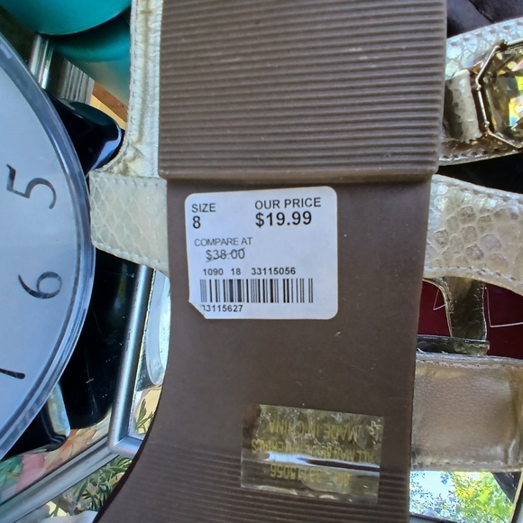 Sandals Bundle - Picture 2 of 3